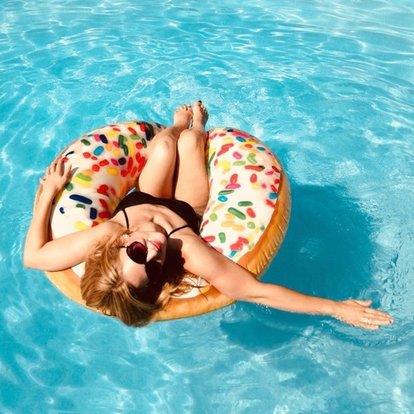 Meet the Posher Other - Meet your Posher, Kimberly